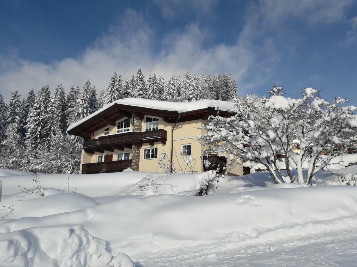 Haus Waldegg Apartment Brixen im Thale Exterior photo